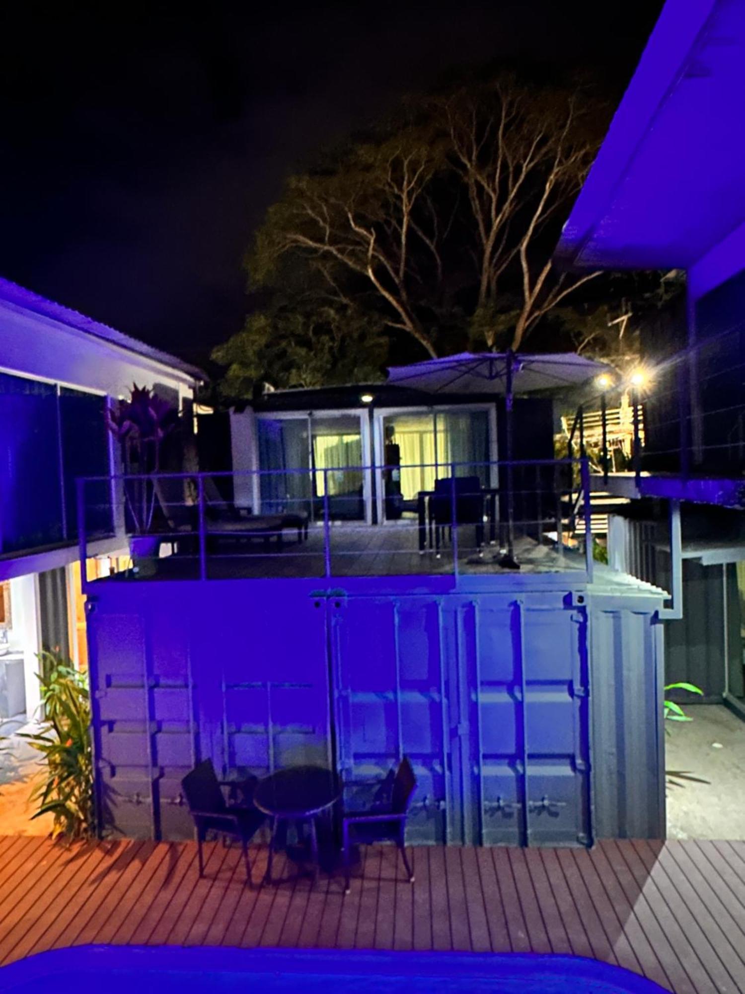 Hotel Bamboo Jaco Exterior photo