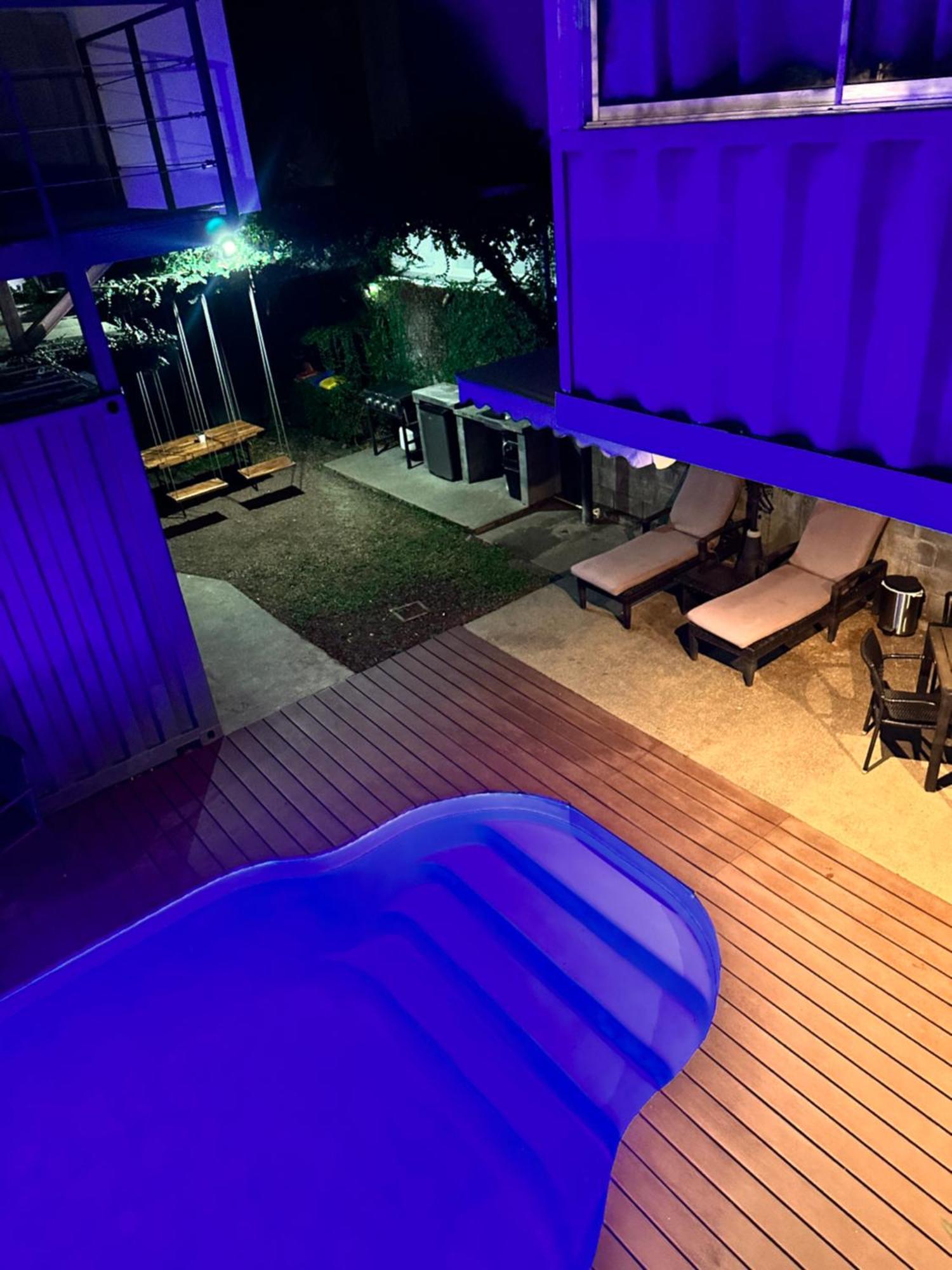 Hotel Bamboo Jaco Exterior photo